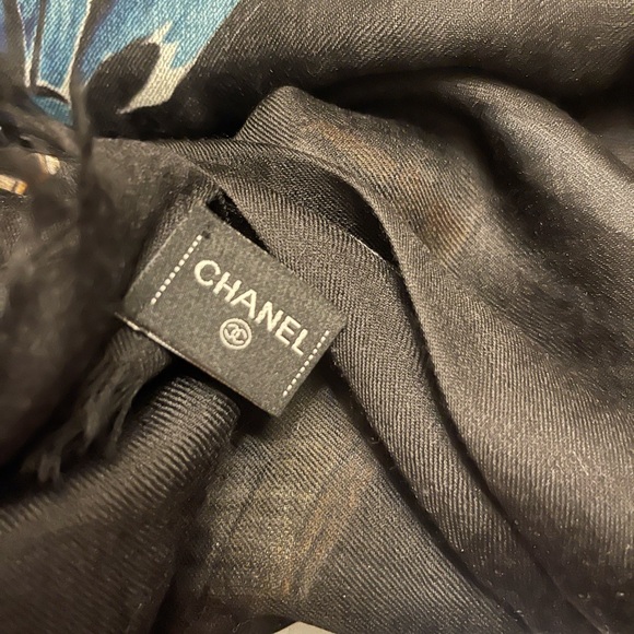 Chanel Multicolor Accessories Patterned Scarf - Picture 4 of 6